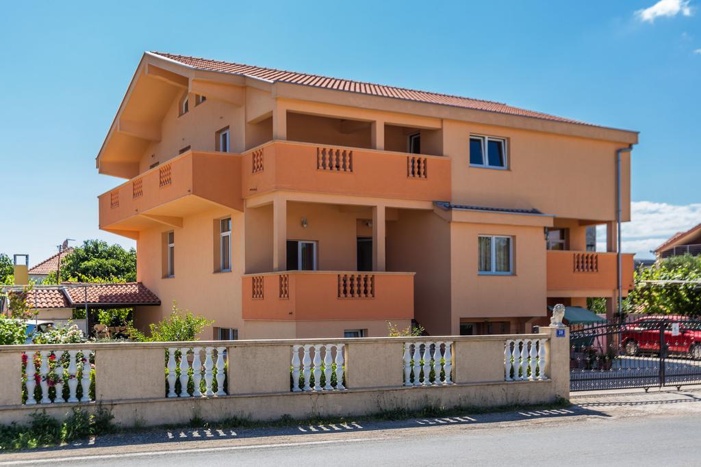 Apartments Angelina Sukošan Eksteriør billede